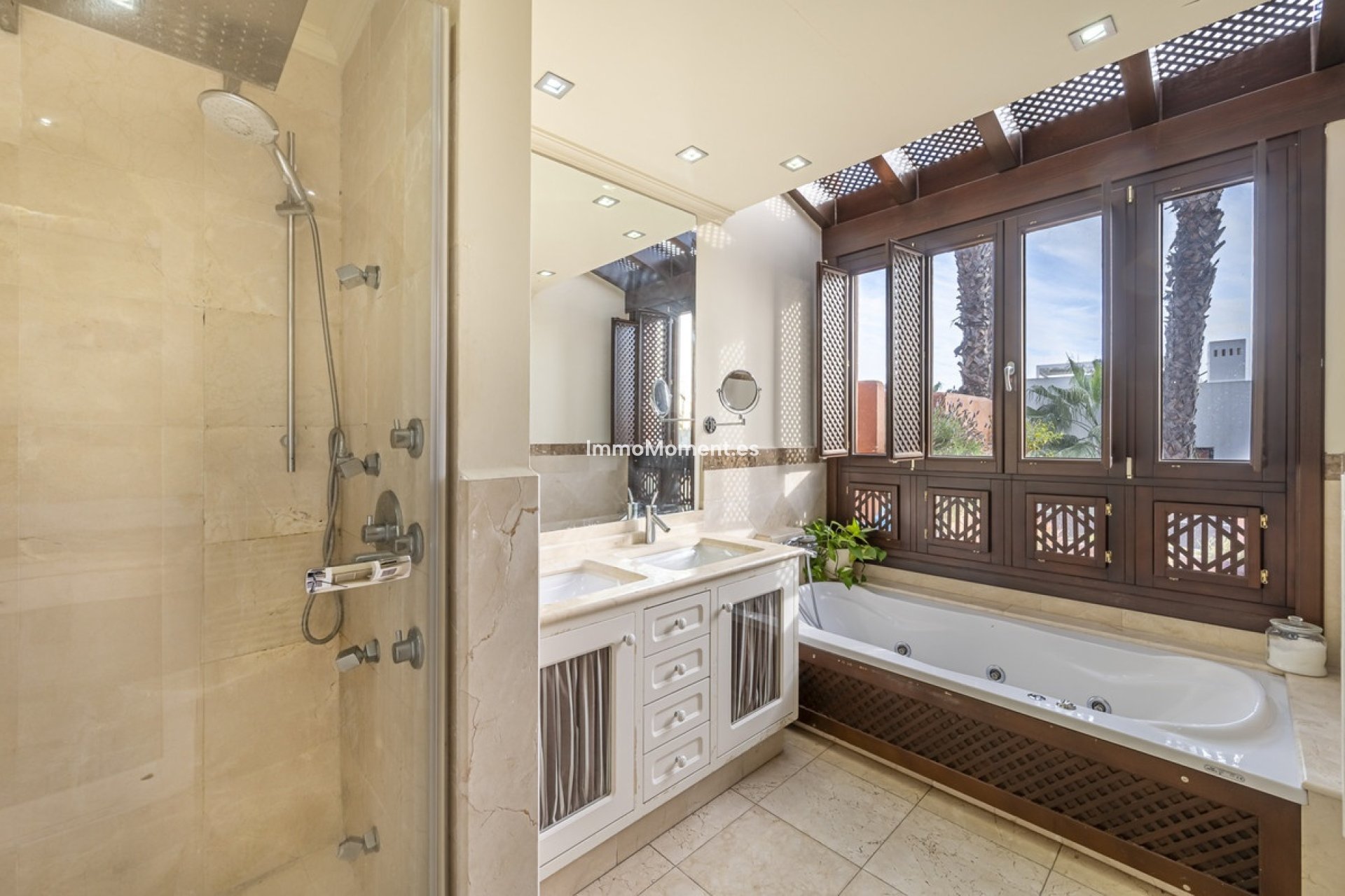 Resale - Detached villa - Marbella - The Golden Mile