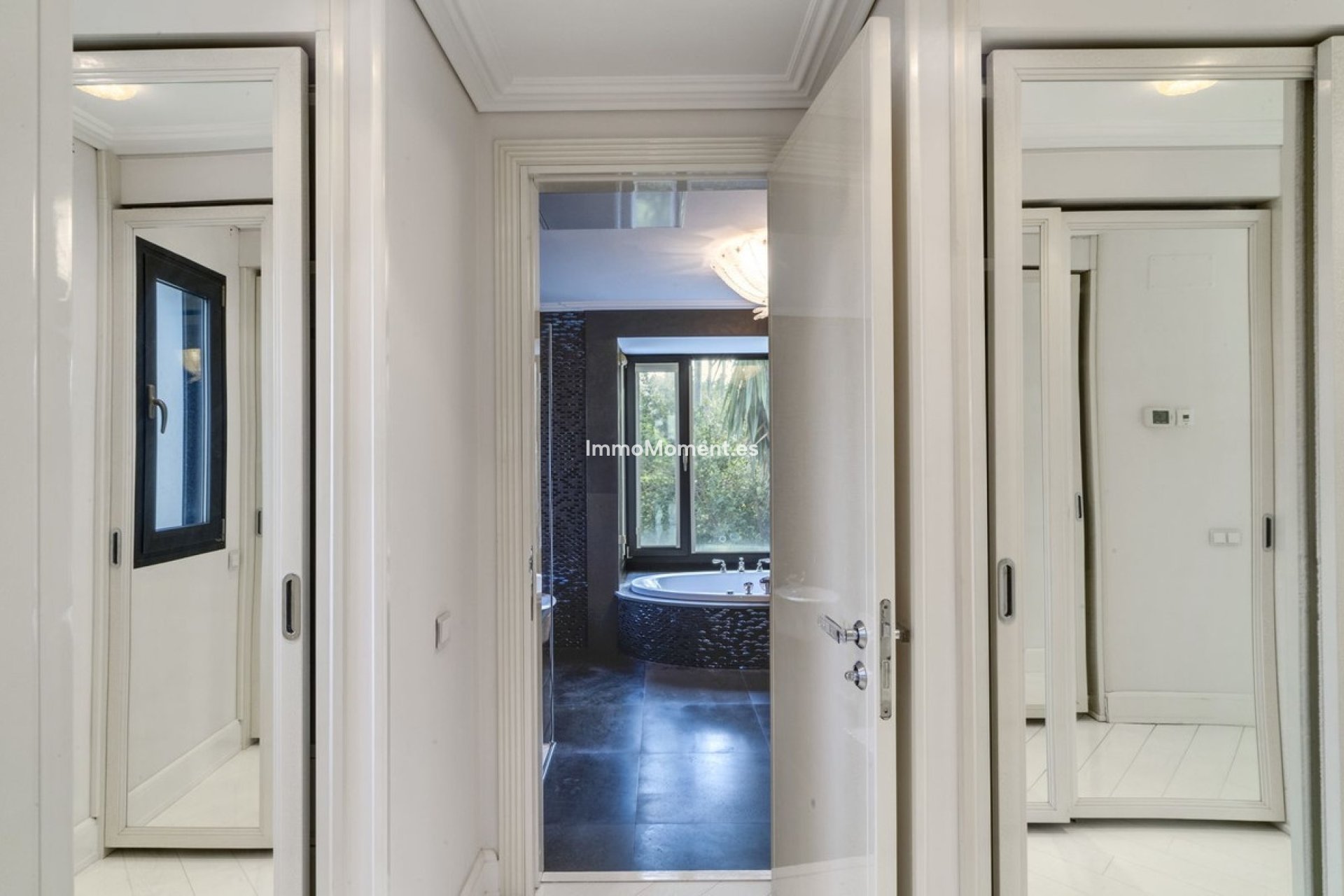 Resale - Detached villa - Marbella - The Golden Mile
