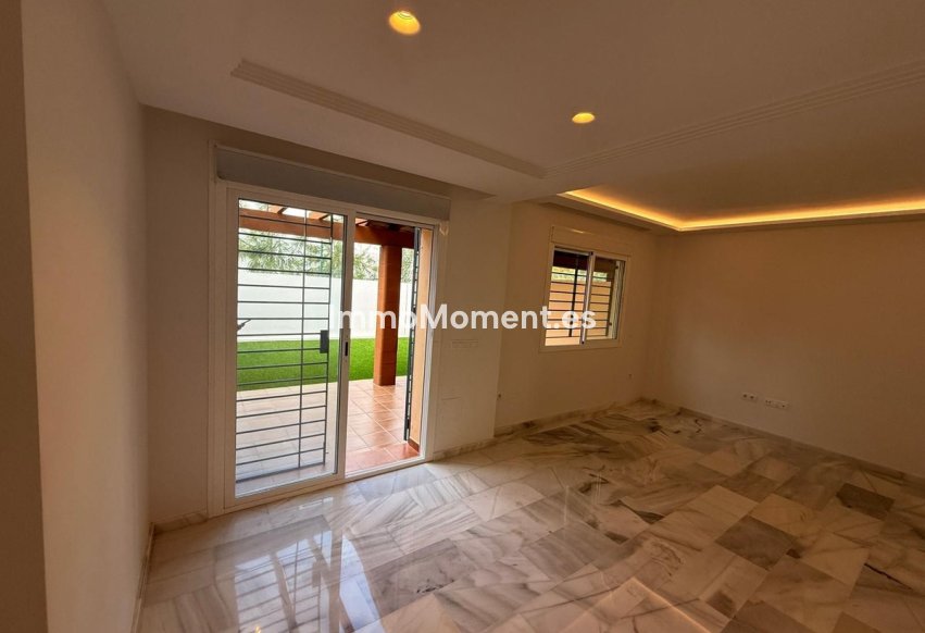 Resale - Detached villa - Mijas Costa - Calahonda