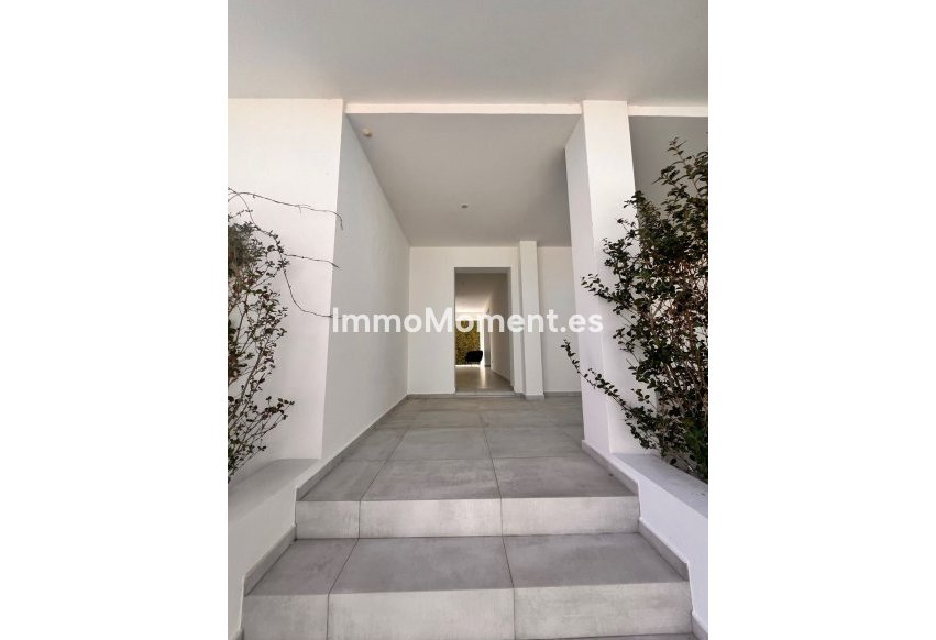 Resale - Detached villa - Mijas Costa - El Chaparral