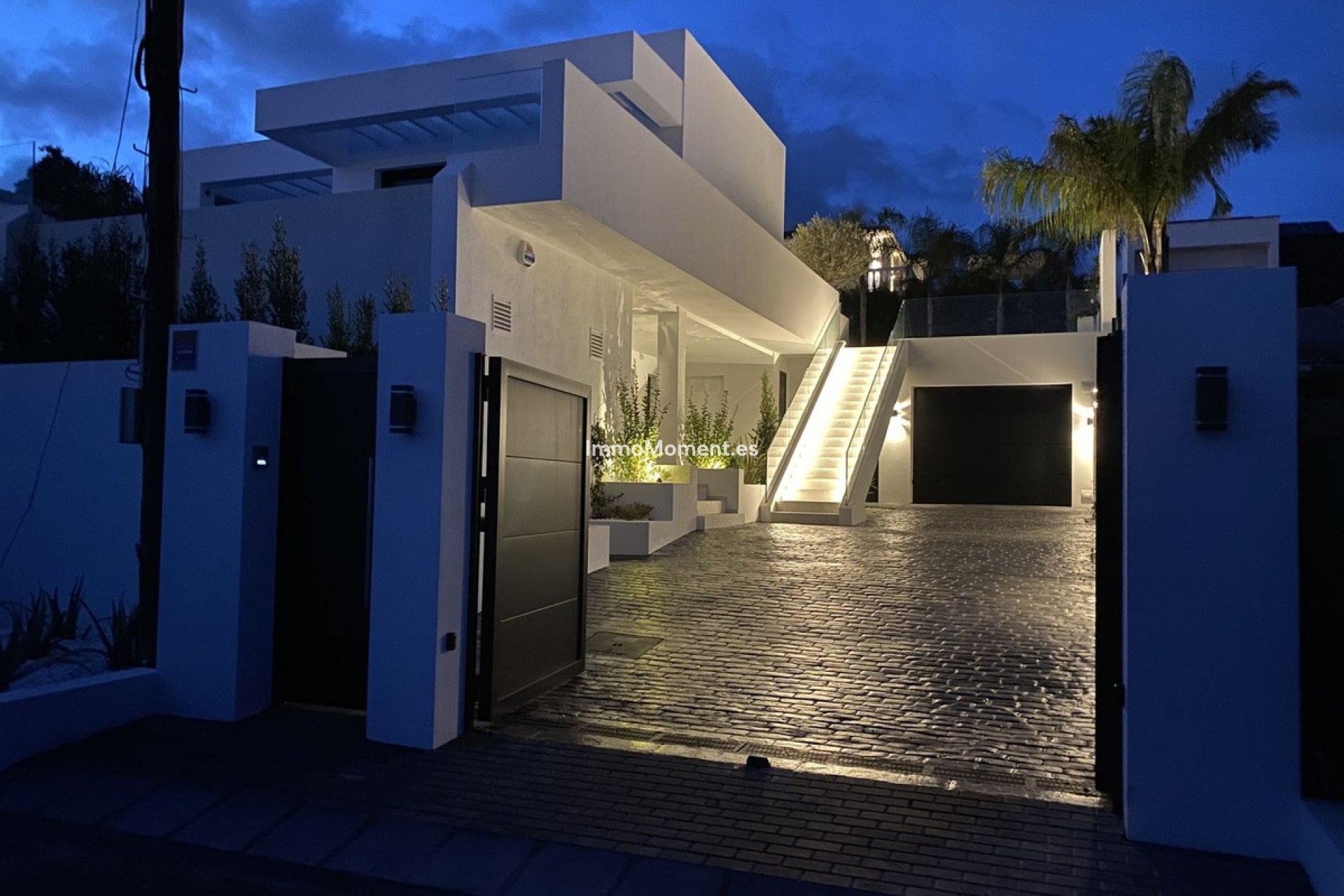 Resale - Detached villa - Mijas Costa - El Chaparral