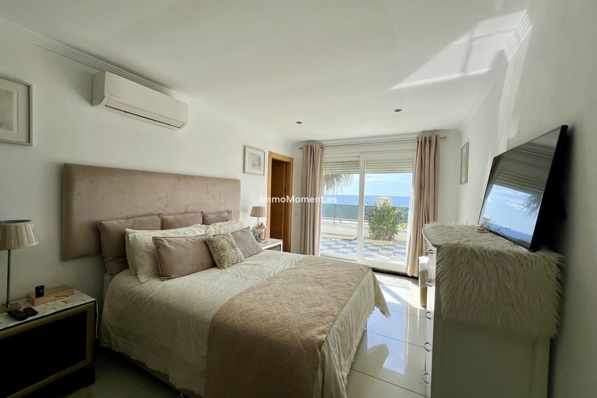 Resale - Detached villa - Mijas Costa - El Chaparral