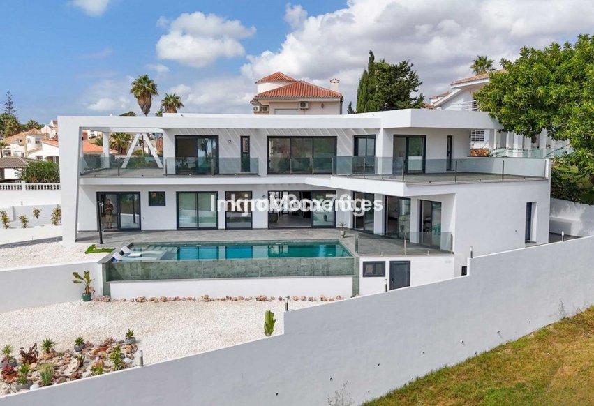 Resale - Detached villa - Mijas Costa - El Faro