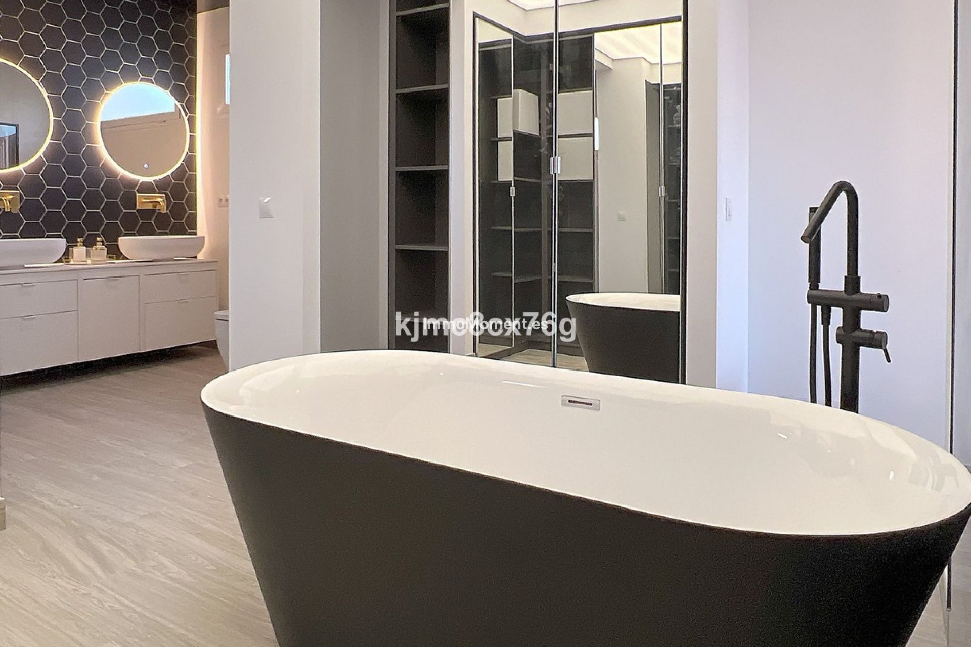 Resale - Detached villa - Mijas Costa - Riviera Del Sol