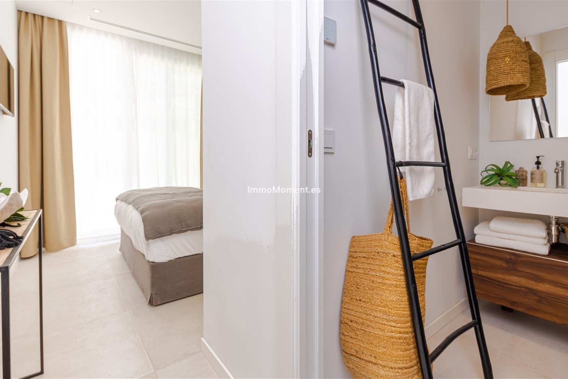 Resale - Detached villa - Mijas Costa - Riviera Del Sol