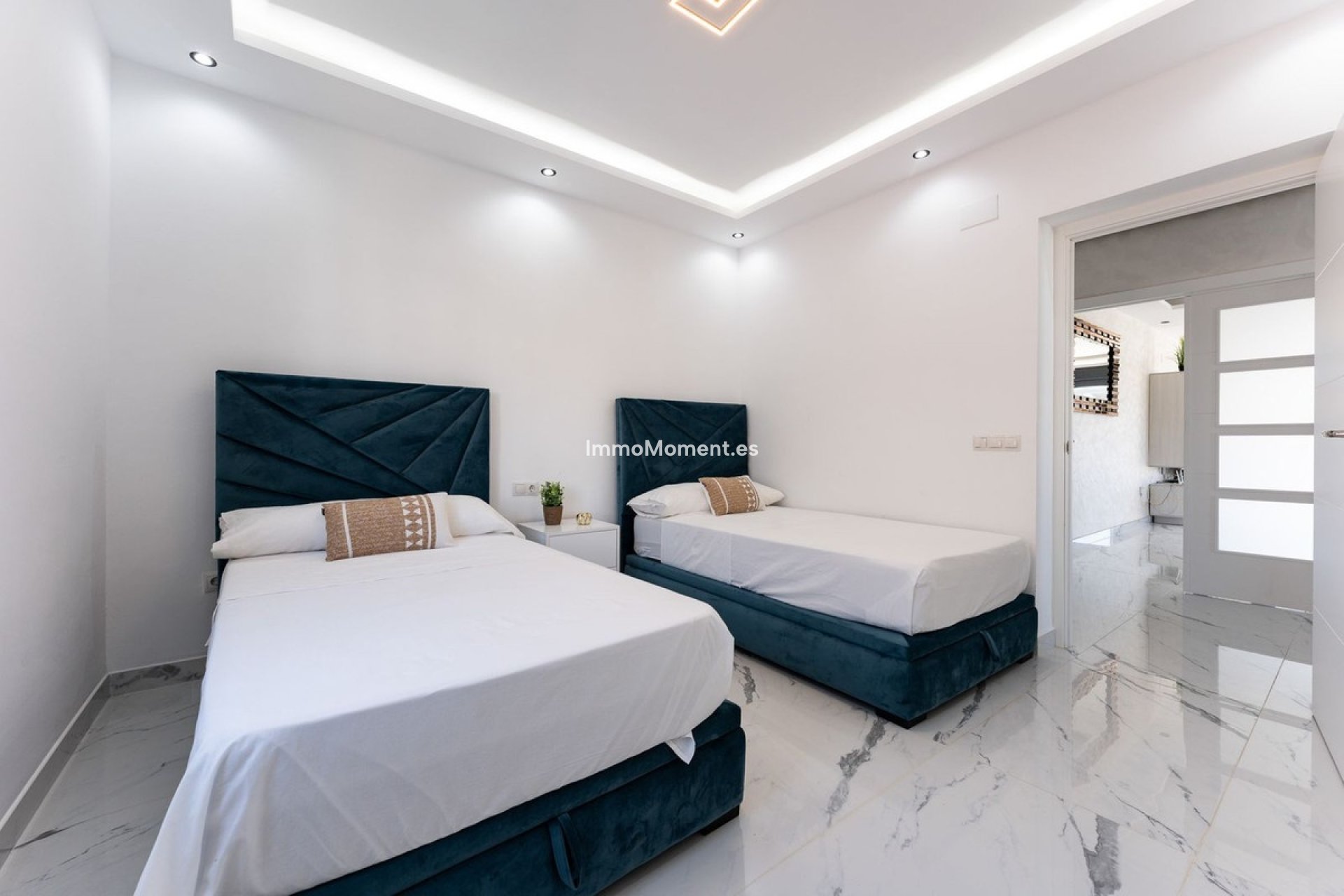 Resale - Detached villa - Mijas Costa - Riviera Del Sol