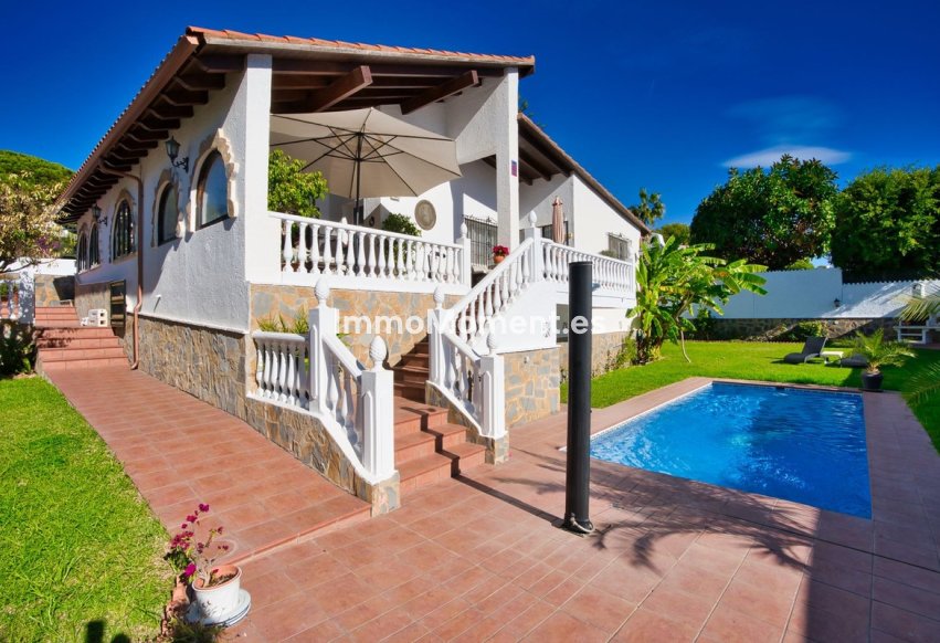 Resale - Detached villa - Mijas Costa - Torrenueva
