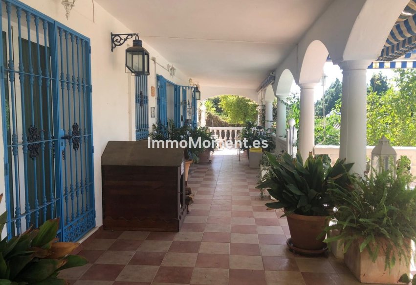 Resale - Detached villa - Mijas Costa