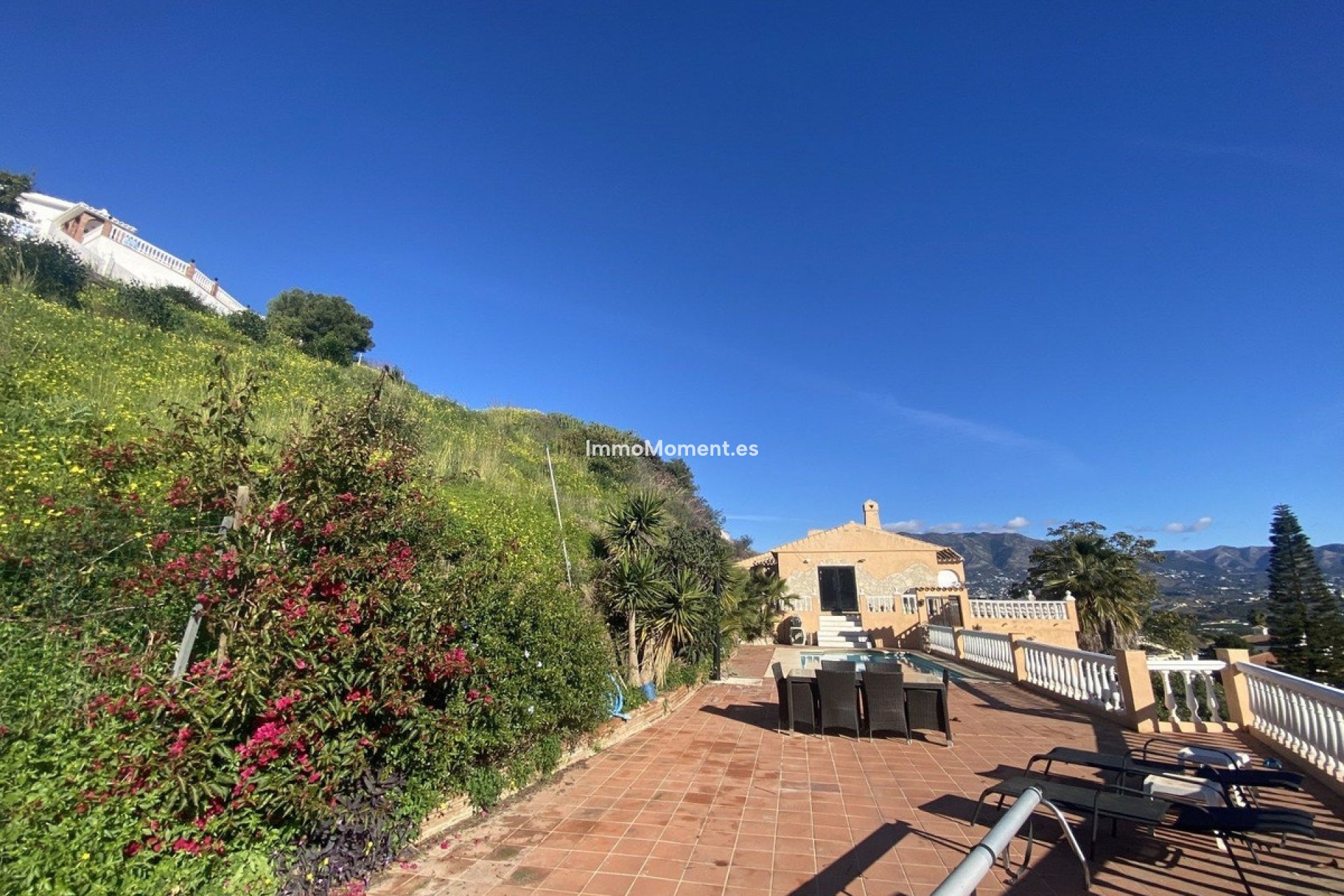 Resale - Detached villa - Mijas Costa