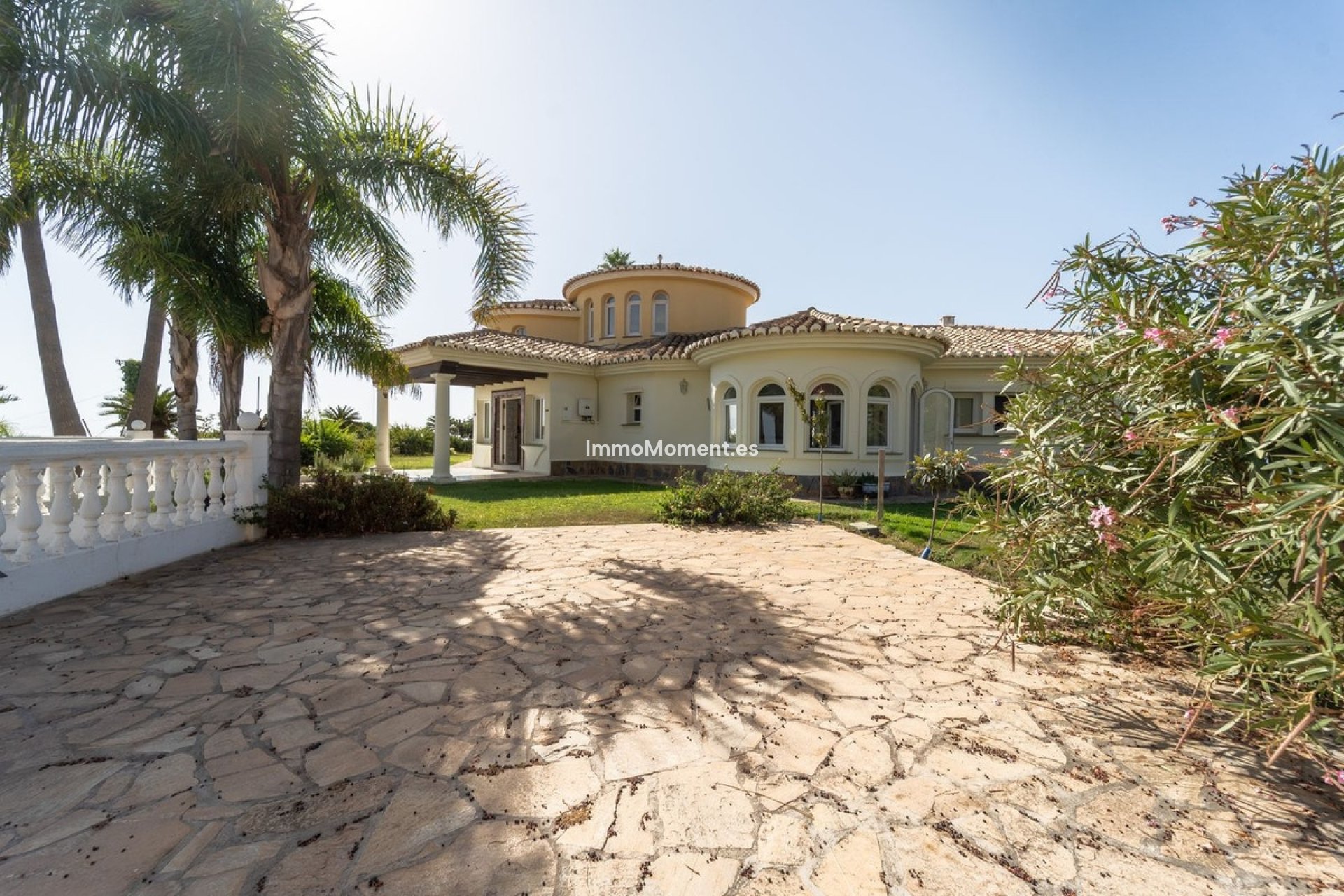 Resale - Detached villa - Mijas Costa