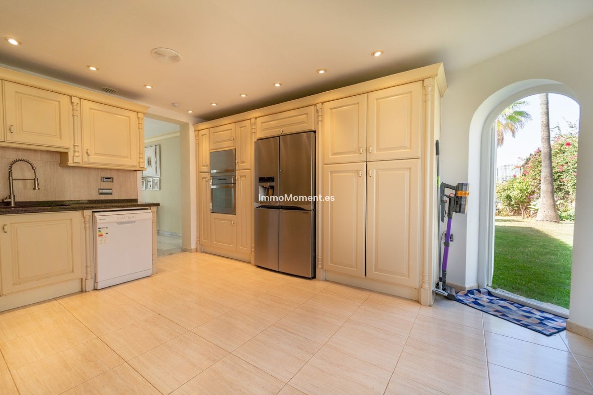 Resale - Detached villa - Mijas Costa