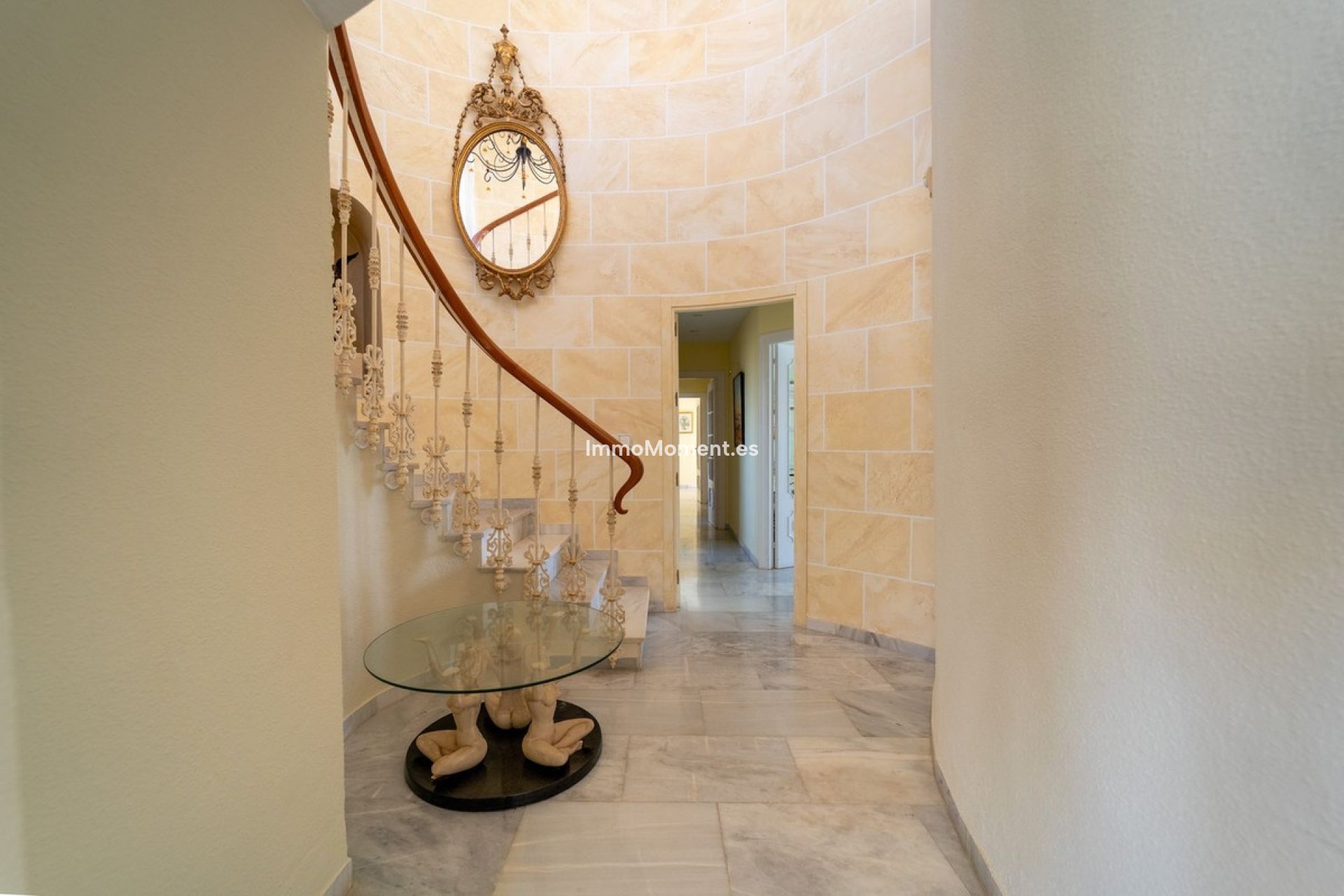 Resale - Detached villa - Mijas Costa