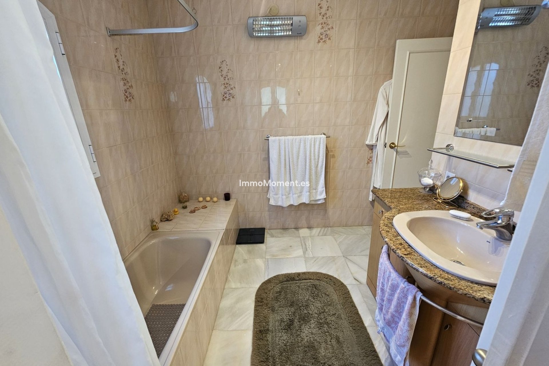 Resale - Detached villa - Mijas - El Chaparral