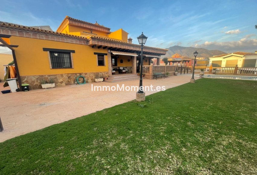 Resale - Detached villa - Mijas - Mijas Costa