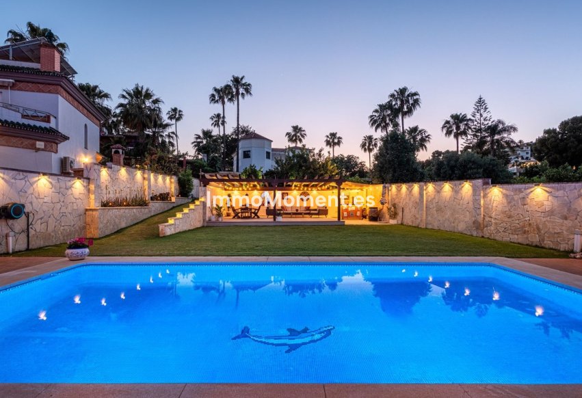 Resale - Detached villa - Mijas - Sierrezuela