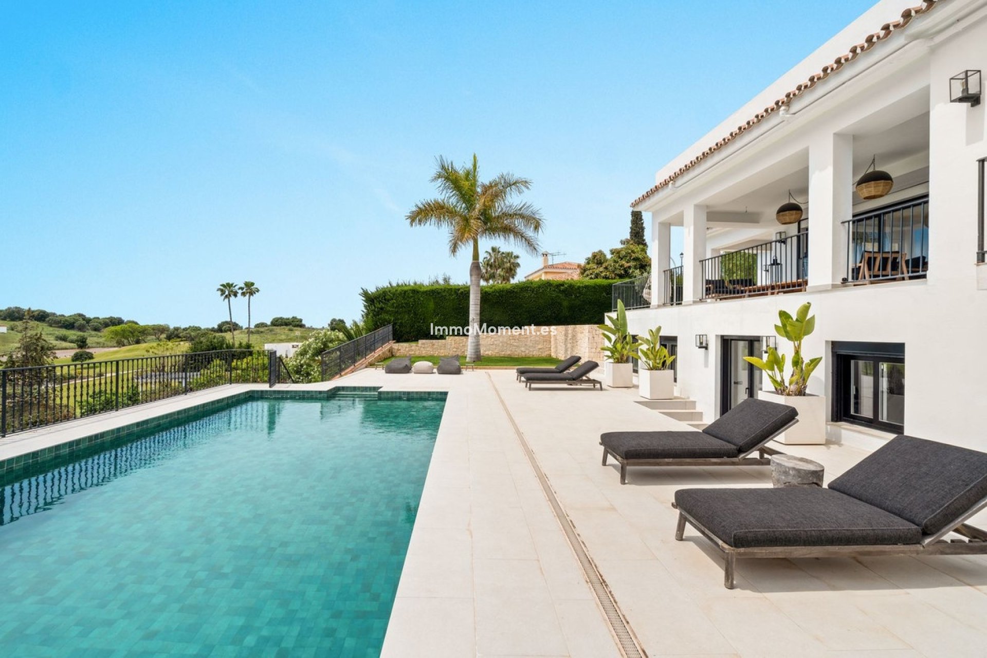 Resale - Detached villa - New Golden Mile
