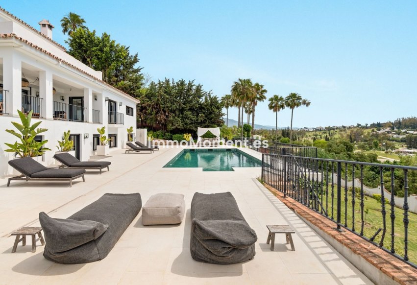 Resale - Detached villa - New Golden Mile