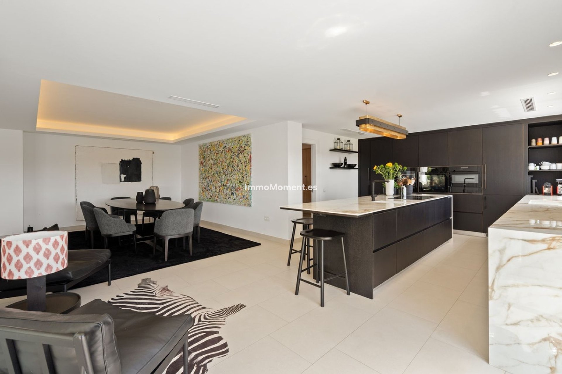 Resale - Detached villa - New Golden Mile