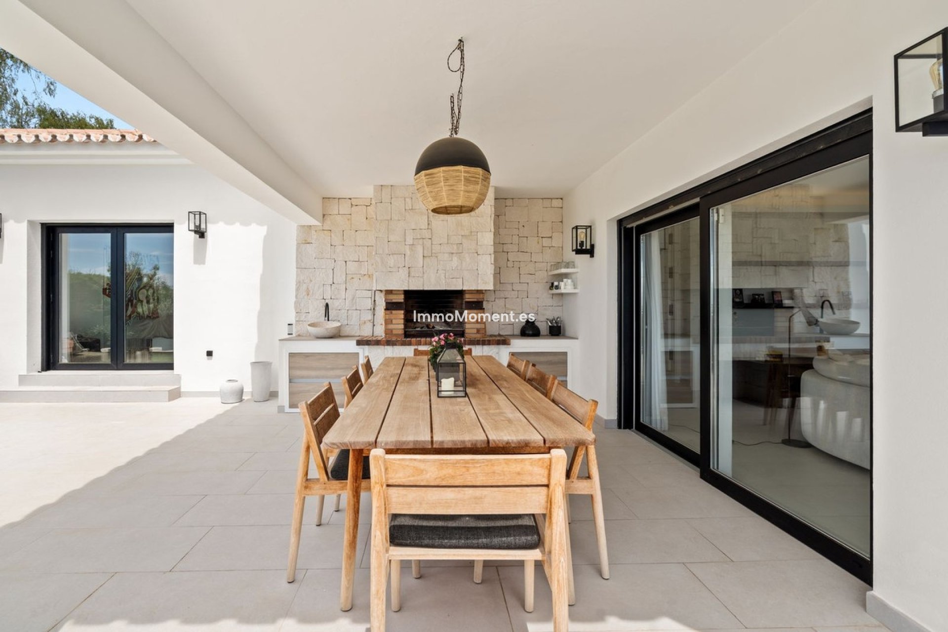 Resale - Detached villa - New Golden Mile