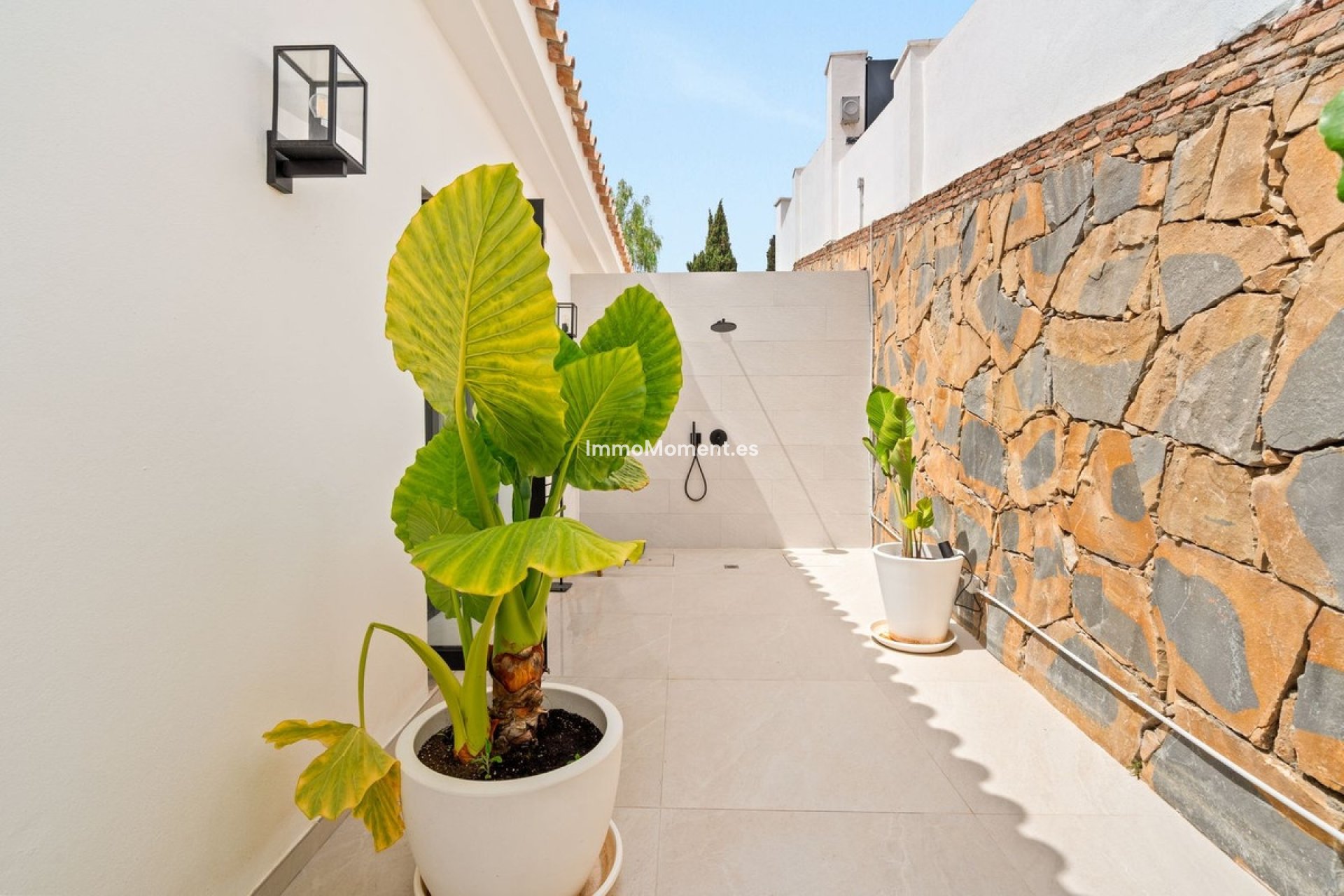 Resale - Detached villa - New Golden Mile