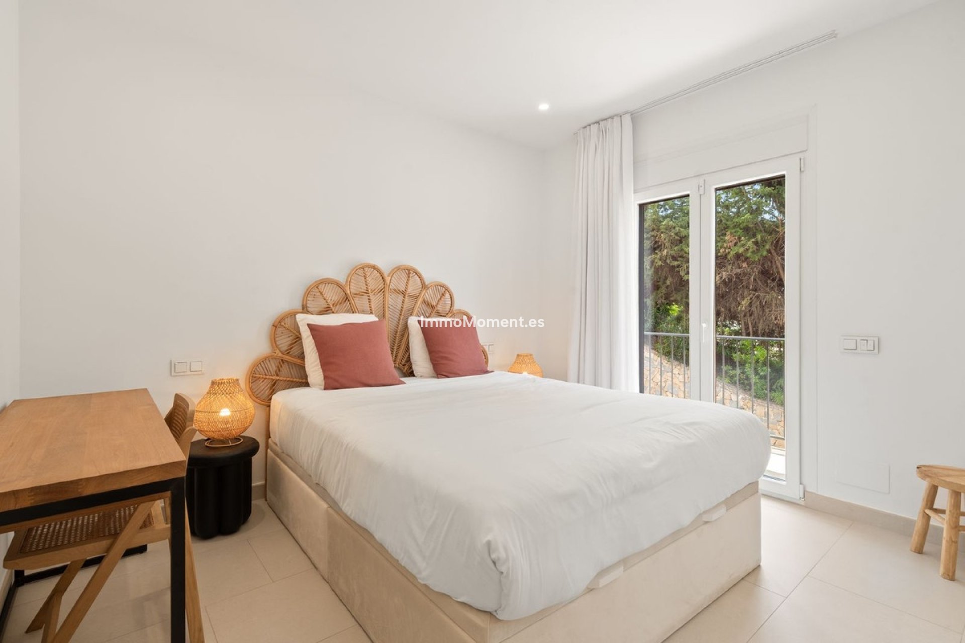 Resale - Detached villa - New Golden Mile