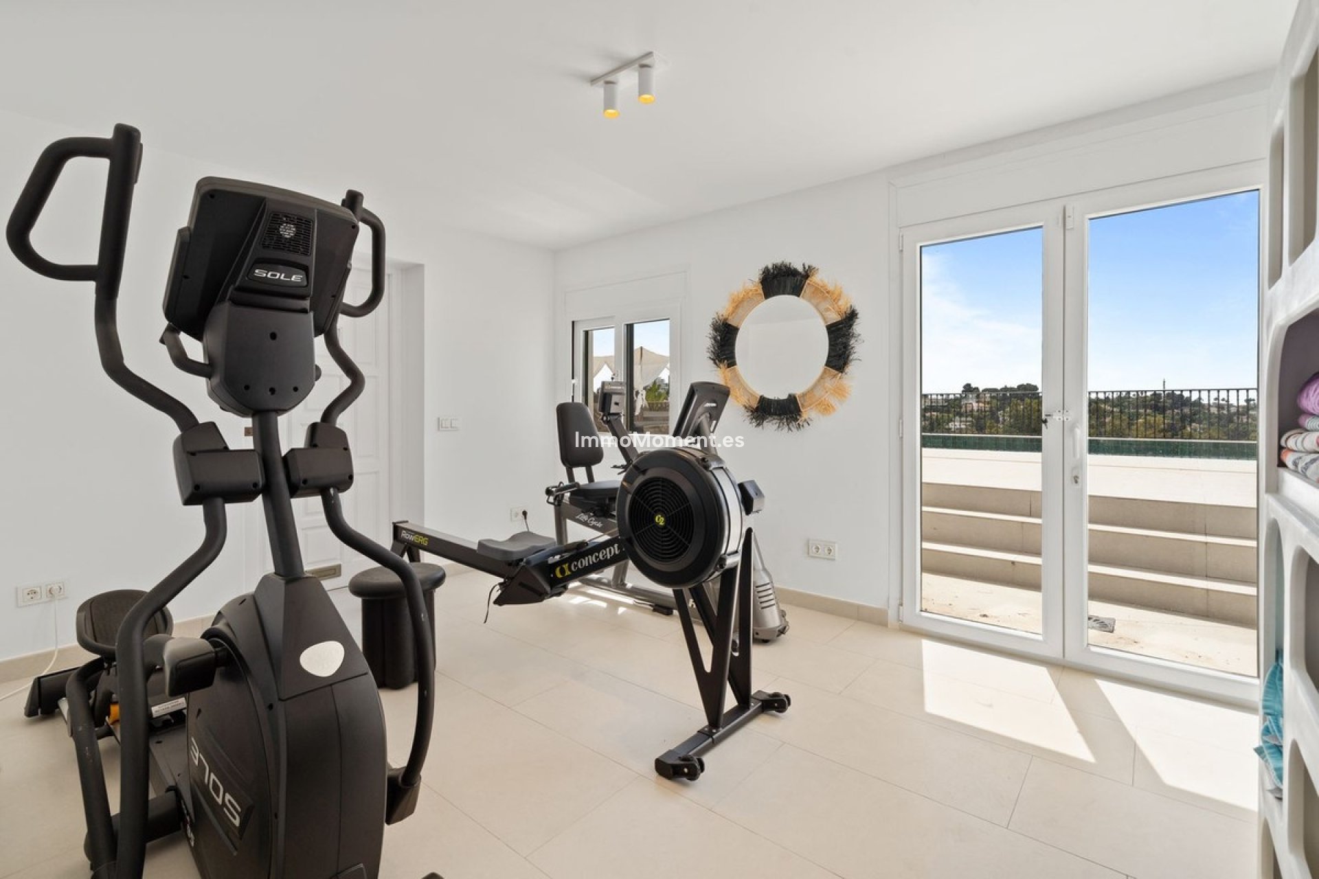 Resale - Detached villa - New Golden Mile