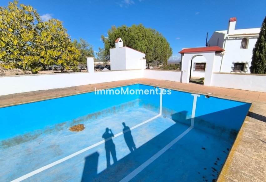 Resale - Detached villa - Novelda - Novelda Centro