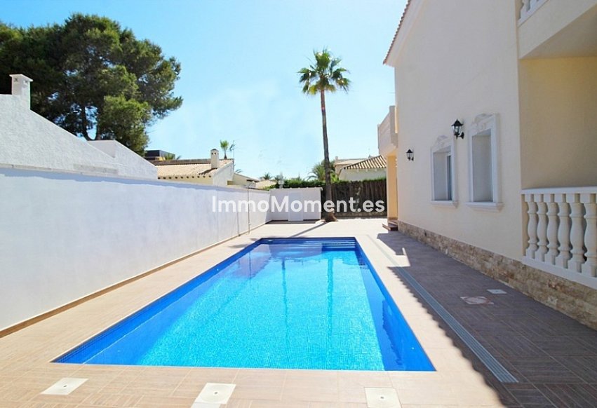 Resale - Detached villa - Orihuela Costa - Cabo roig - La Zenia