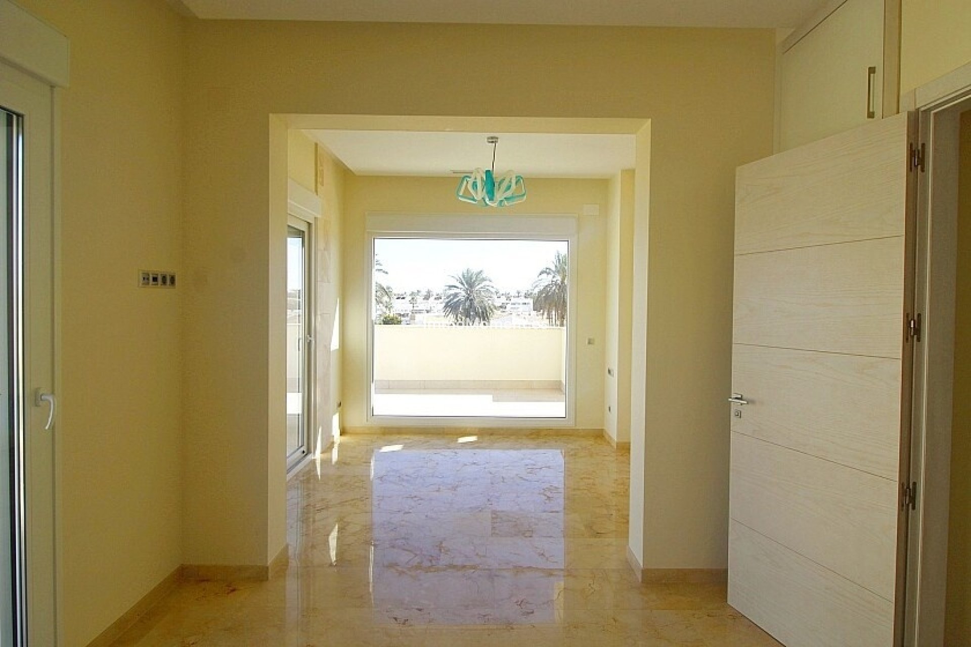 Resale - Detached villa - Orihuela Costa - Cabo roig - La Zenia