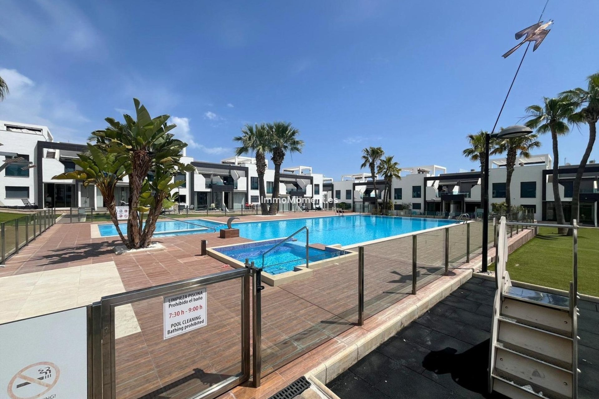Resale - Detached villa - Orihuela Costa - Cabo roig - La Zenia