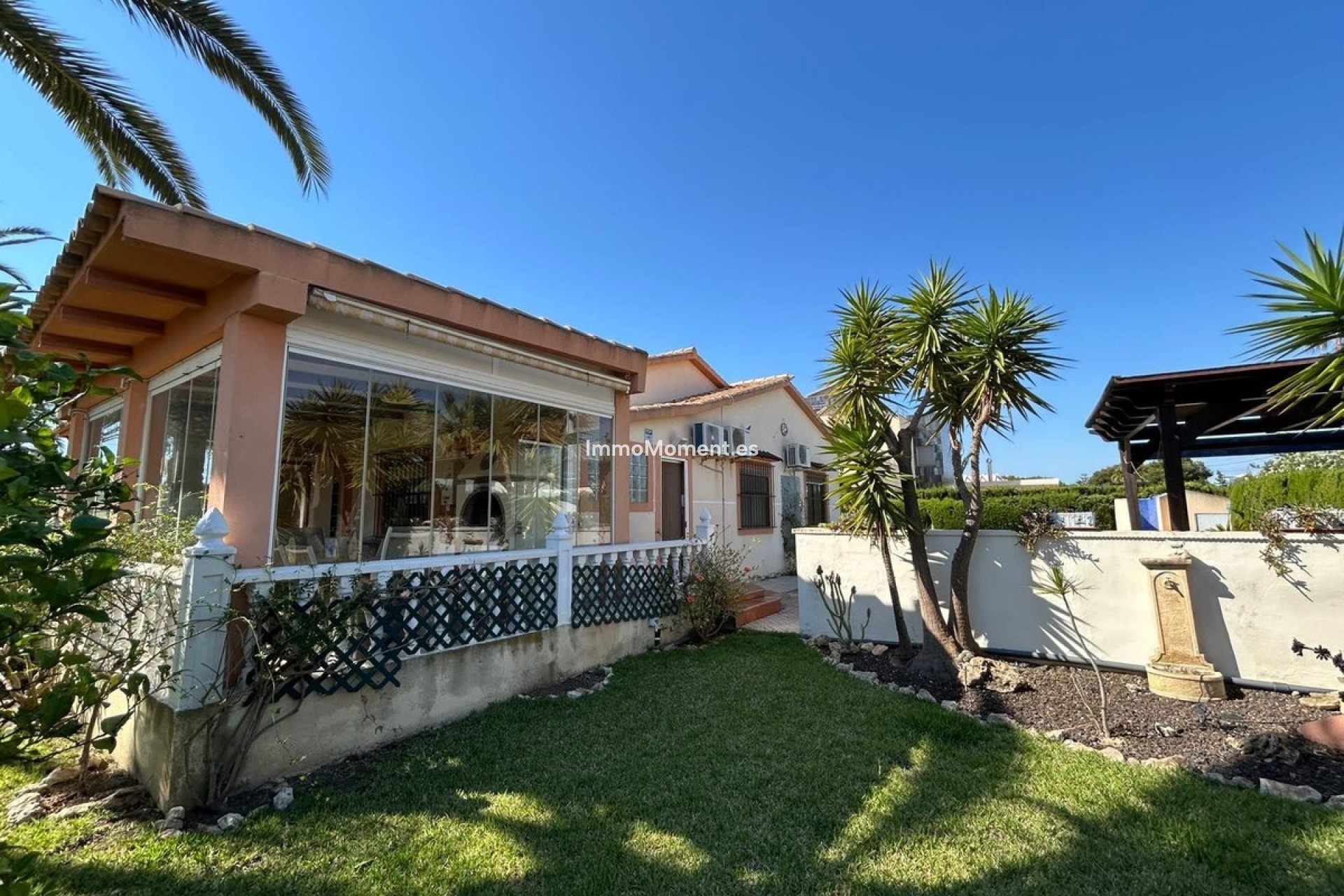 Resale - Detached villa - Orihuela Costa - Cabo roig - La Zenia