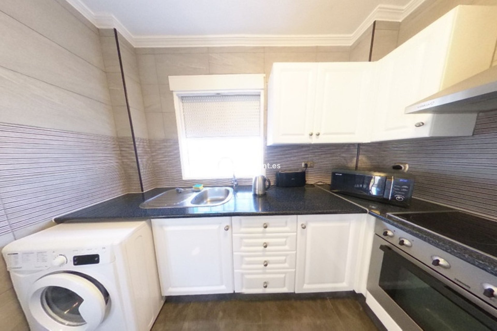 Resale - Detached villa - Orihuela Costa - Cabo roig - La Zenia