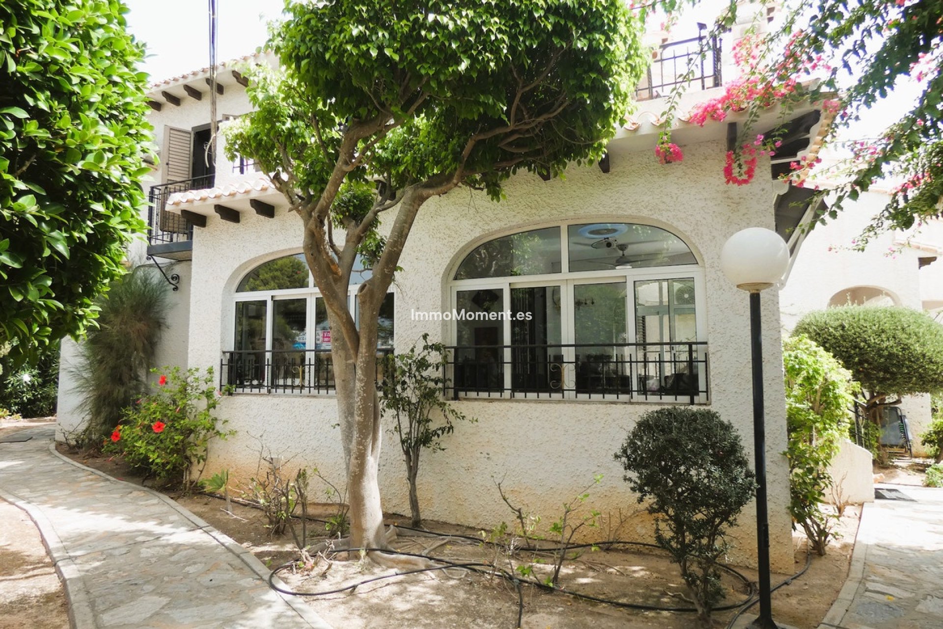 Resale - Detached villa - Orihuela Costa - Cabo roig - La Zenia