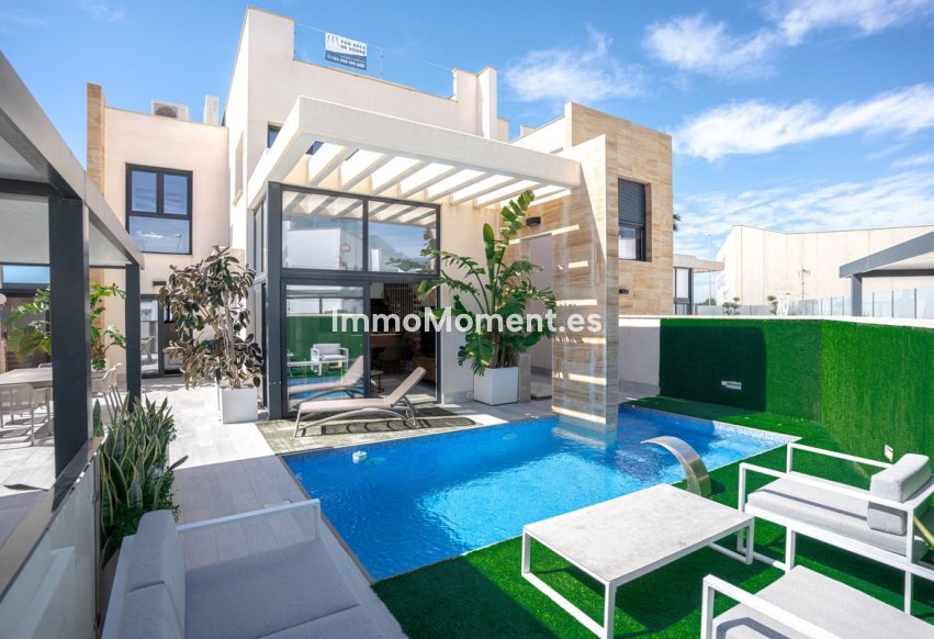 Resale - Detached villa - Orihuela Costa - Cabo roig - La Zenia