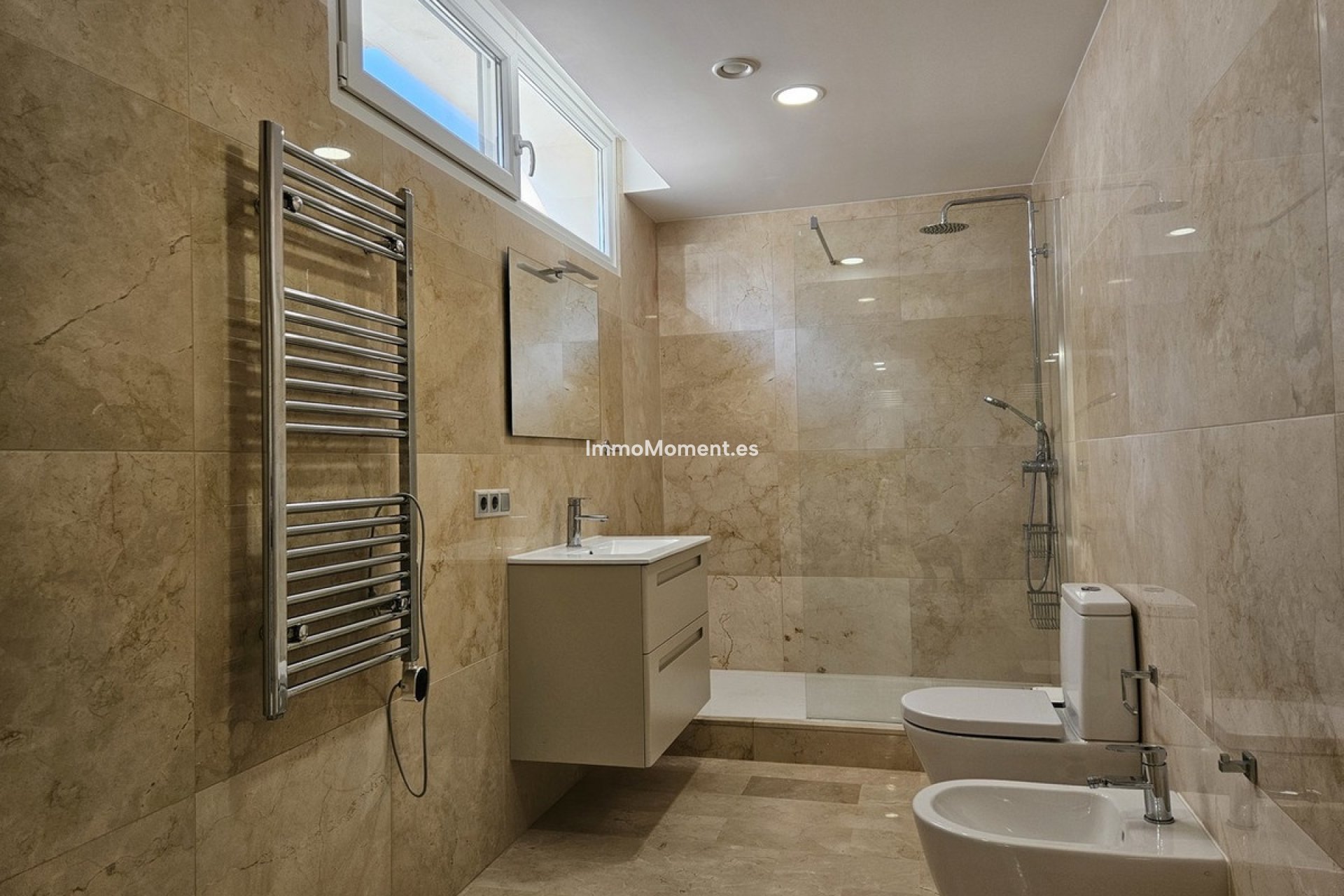 Resale - Detached villa - Orihuela Costa - Cabo roig - La Zenia