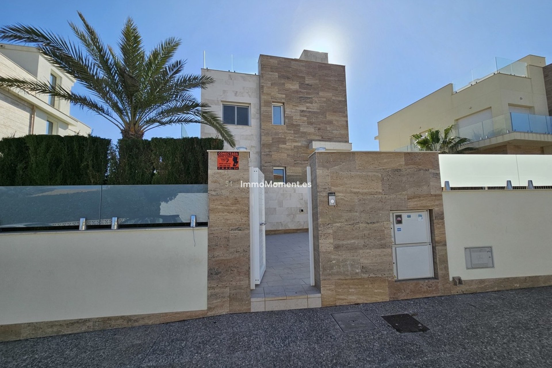 Resale - Detached villa - Orihuela Costa - Cabo roig - La Zenia