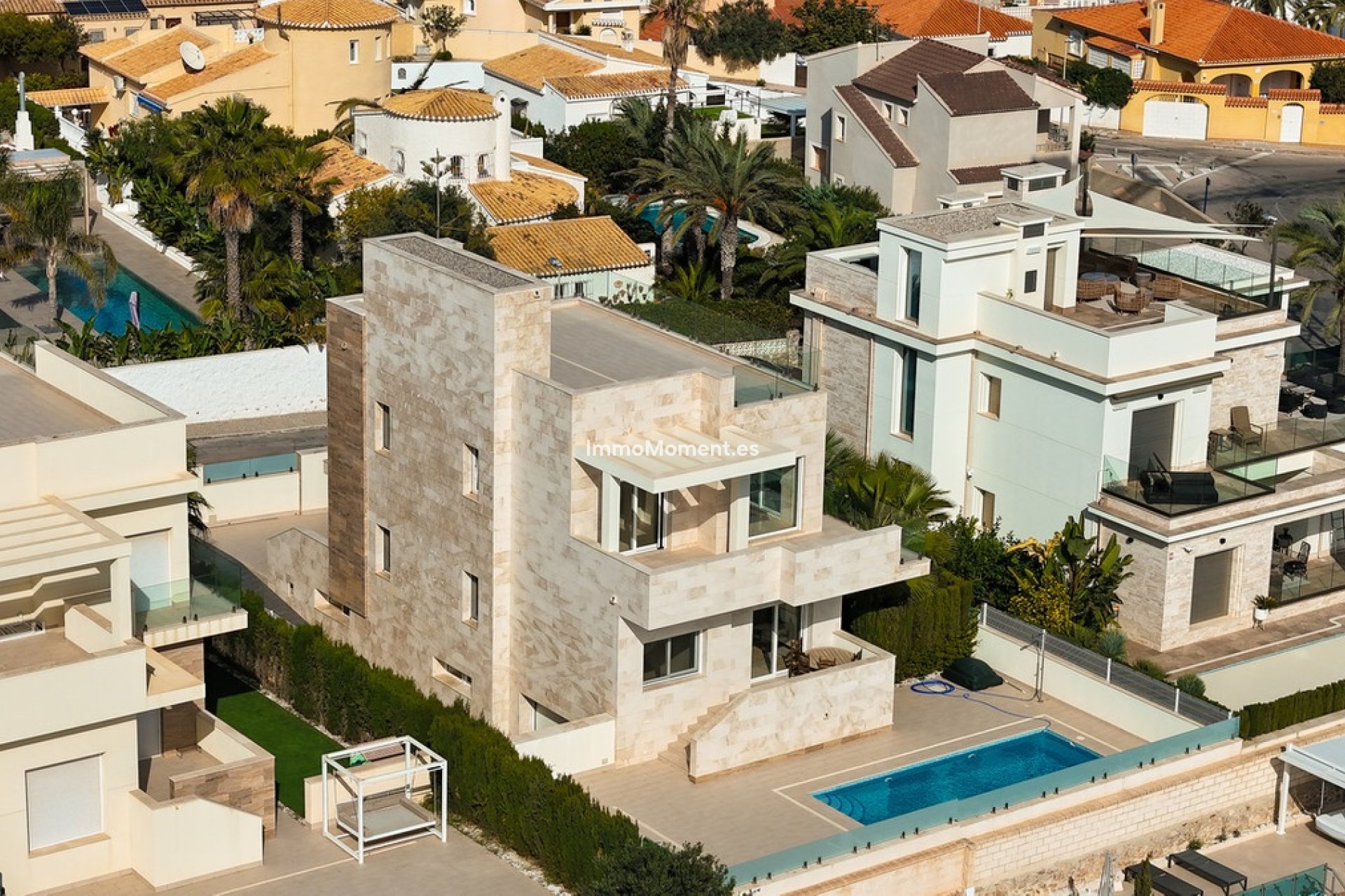 Resale - Detached villa - Orihuela Costa - Cabo roig - La Zenia