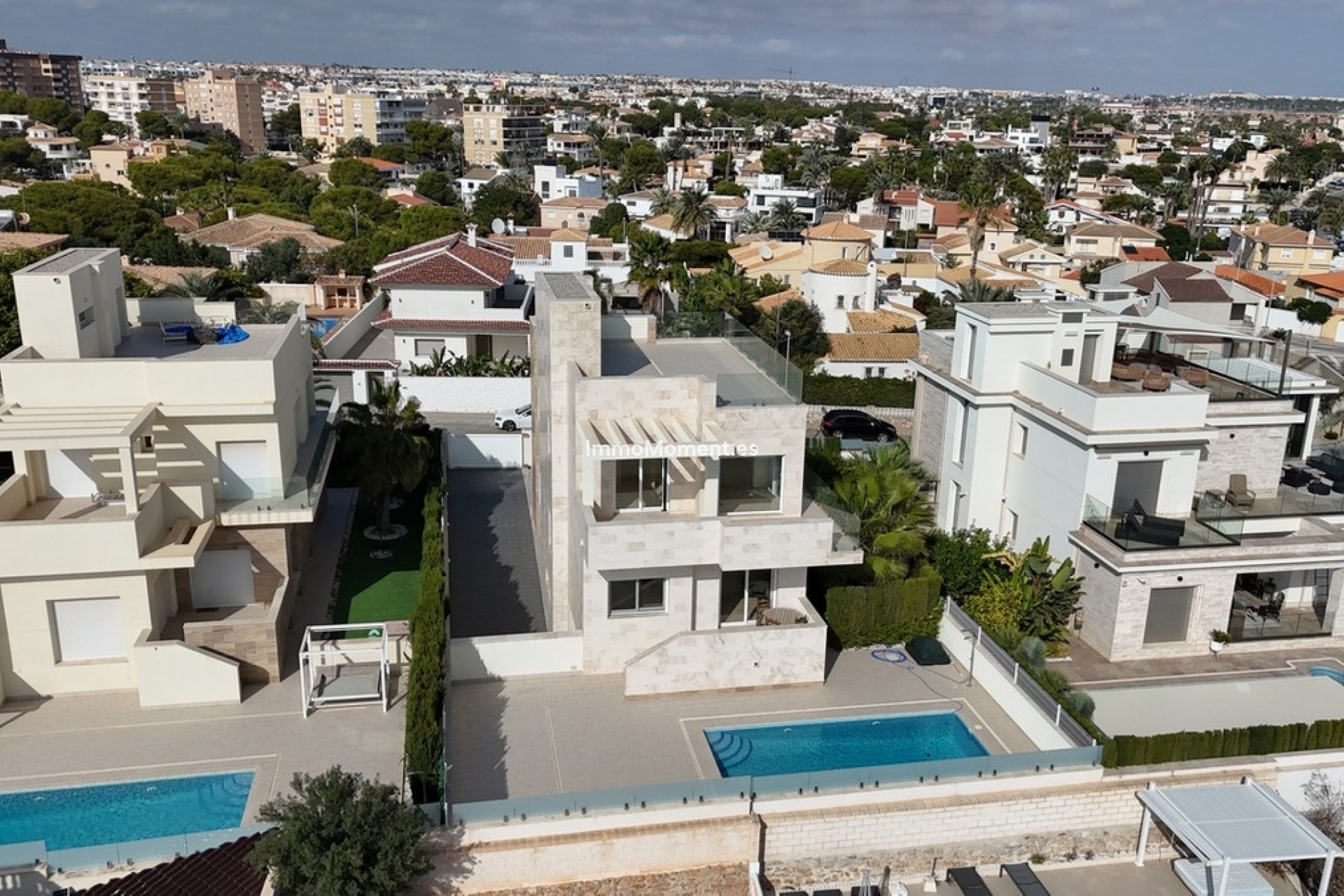 Resale - Detached villa - Orihuela Costa - Cabo roig - La Zenia