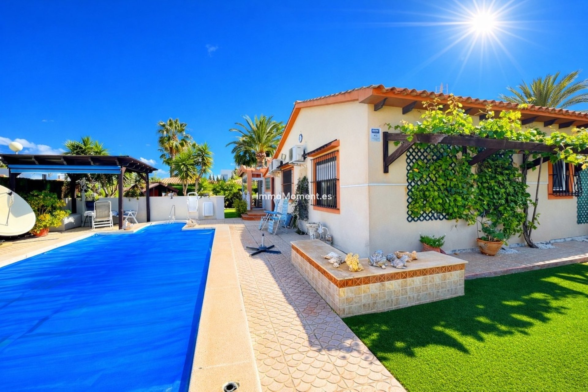 Resale - Detached villa - Orihuela Costa - Cabo roig - La Zenia
