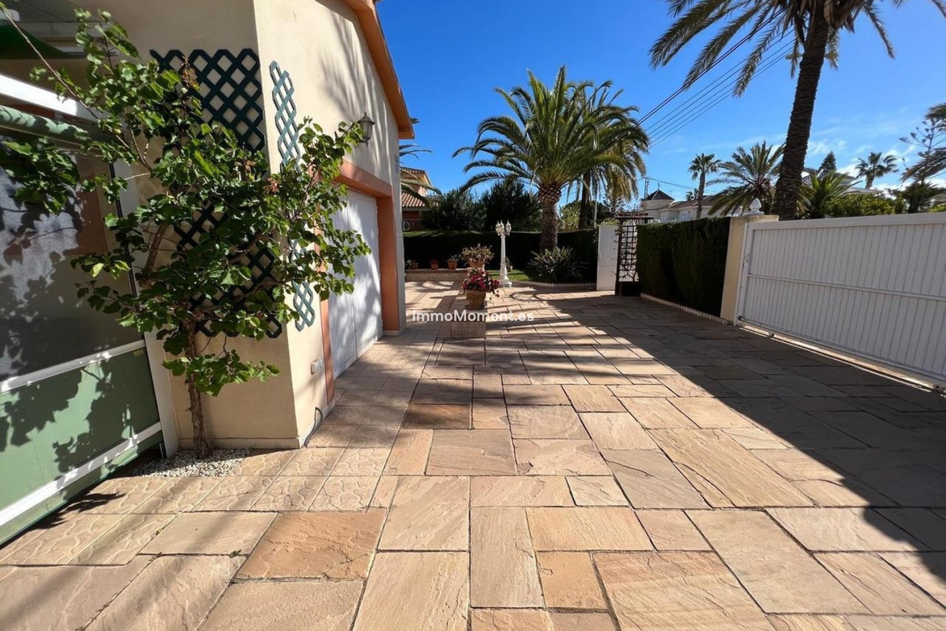 Resale - Detached villa - Orihuela Costa - Cabo roig - La Zenia