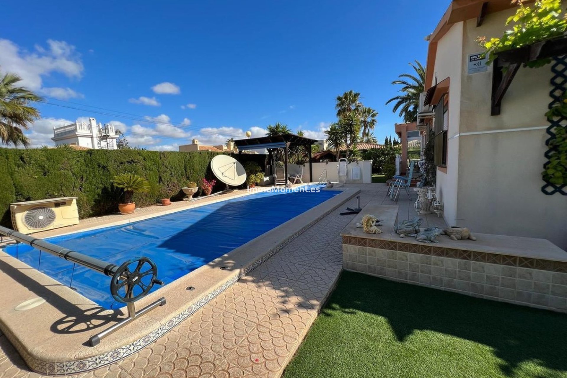 Resale - Detached villa - Orihuela Costa - Cabo roig - La Zenia