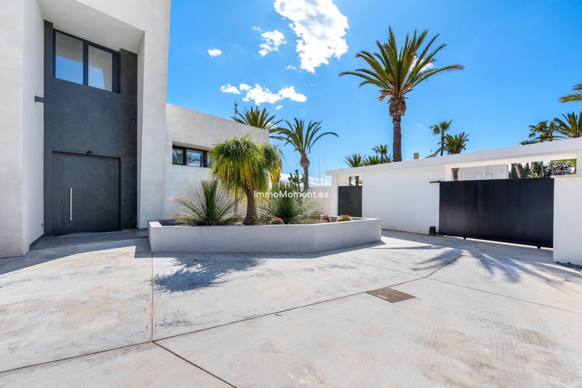 Resale - Detached villa - Orihuela Costa - Cabo roig - La Zenia