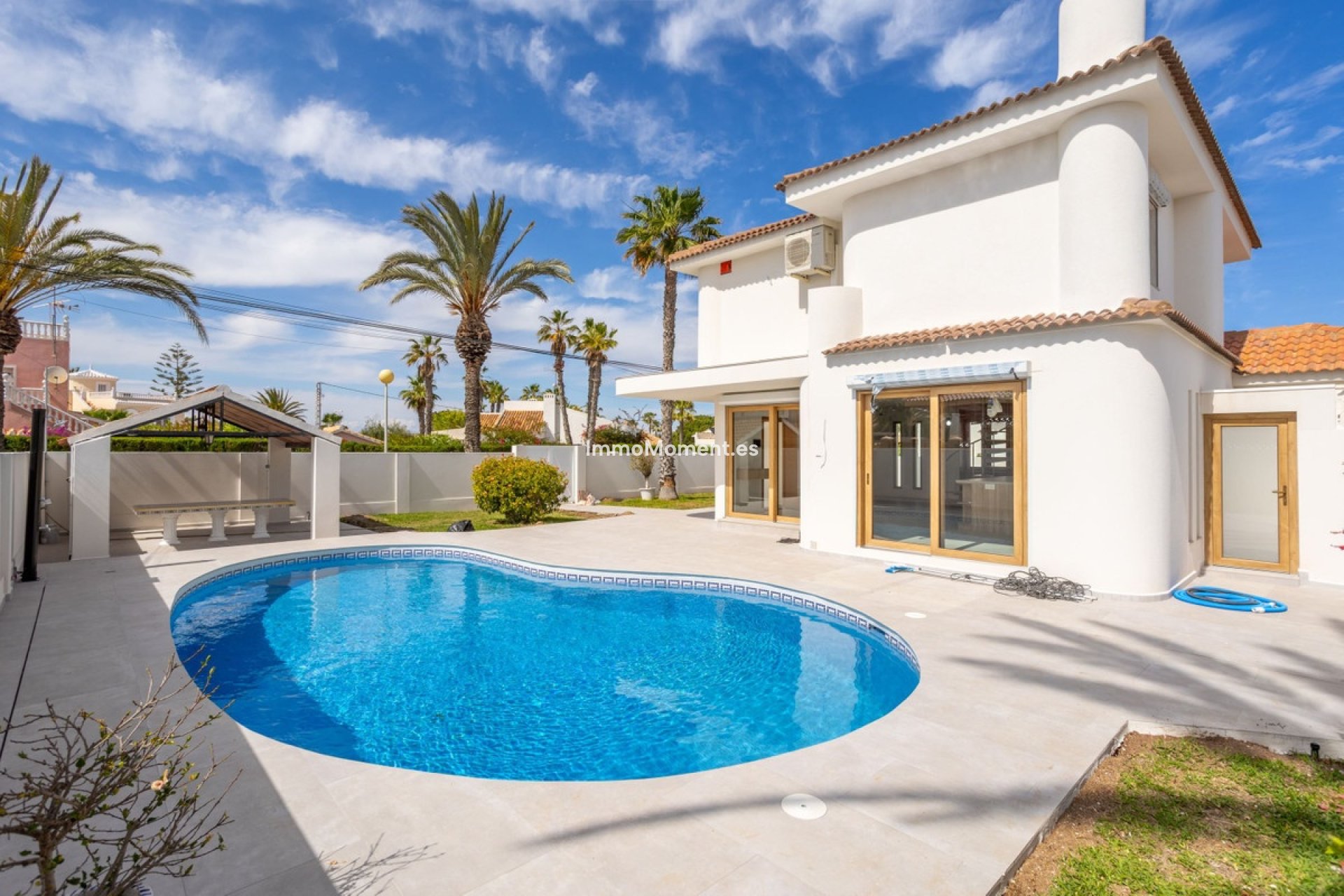 Resale - Detached villa - Orihuela Costa - Cabo roig - La Zenia