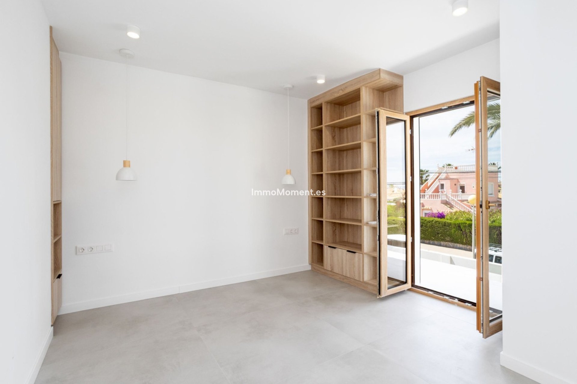 Resale - Detached villa - Orihuela Costa - Cabo roig - La Zenia