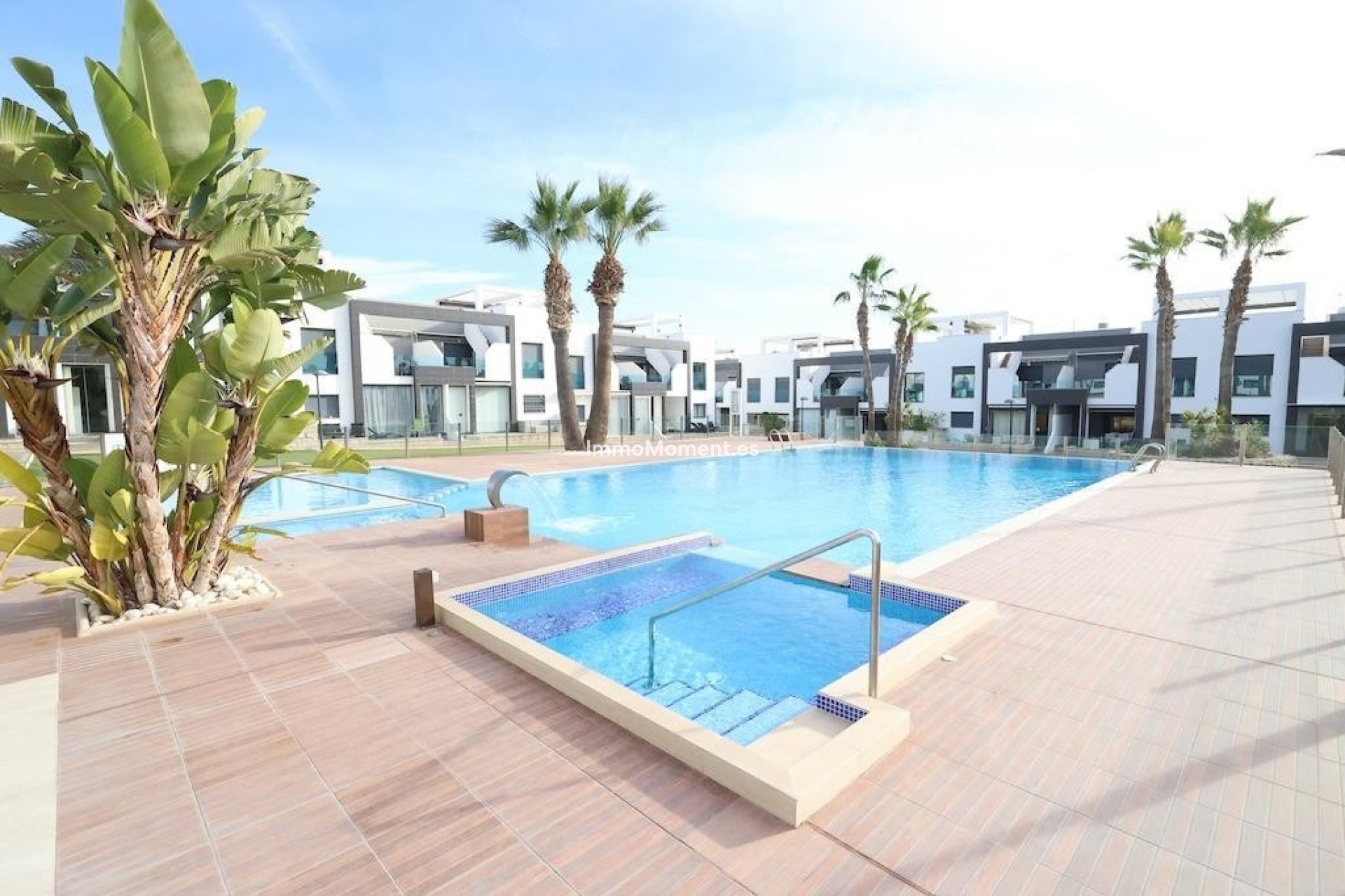 Resale - Detached villa - Orihuela Costa - Cabo roig - La Zenia
