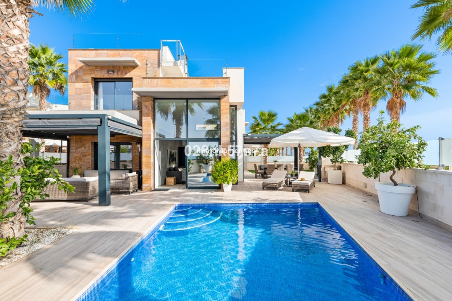 Resale - Detached villa - Orihuela Costa - Cabo roig - La Zenia