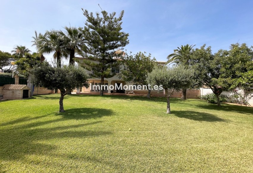 Resale - Detached villa - Orihuela Costa - Cabo roig - La Zenia
