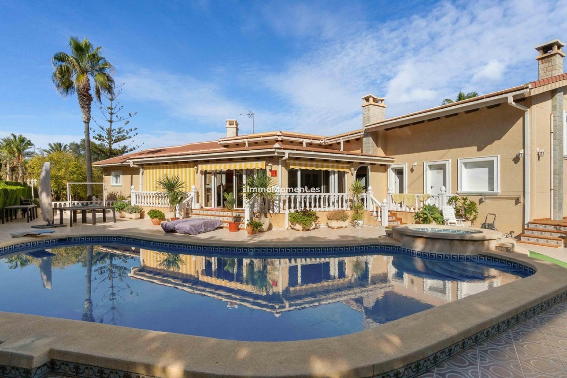 Resale - Detached villa - Orihuela Costa - Cabo roig - La Zenia