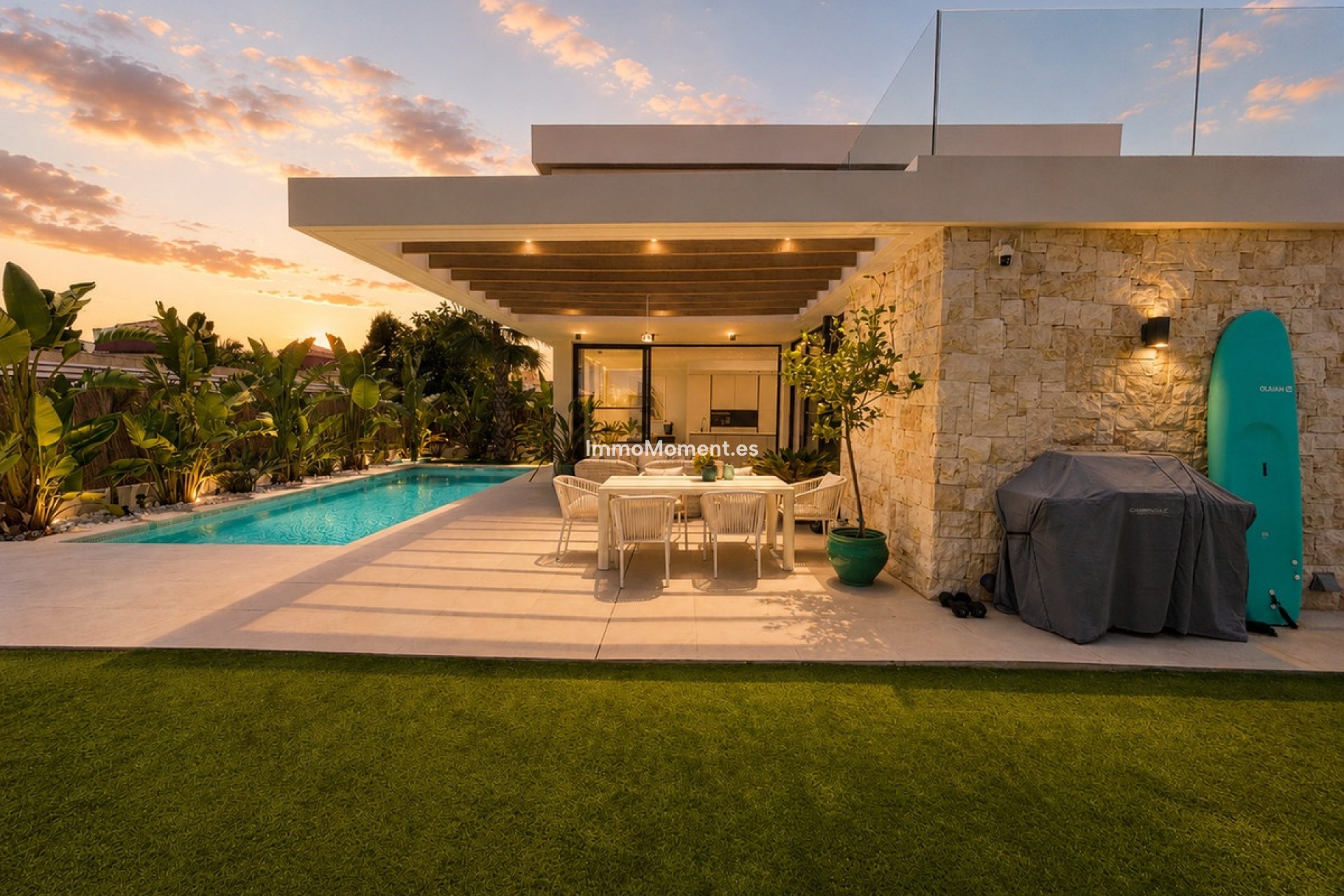Resale - Detached villa - Orihuela Costa - Cabo roig - La Zenia