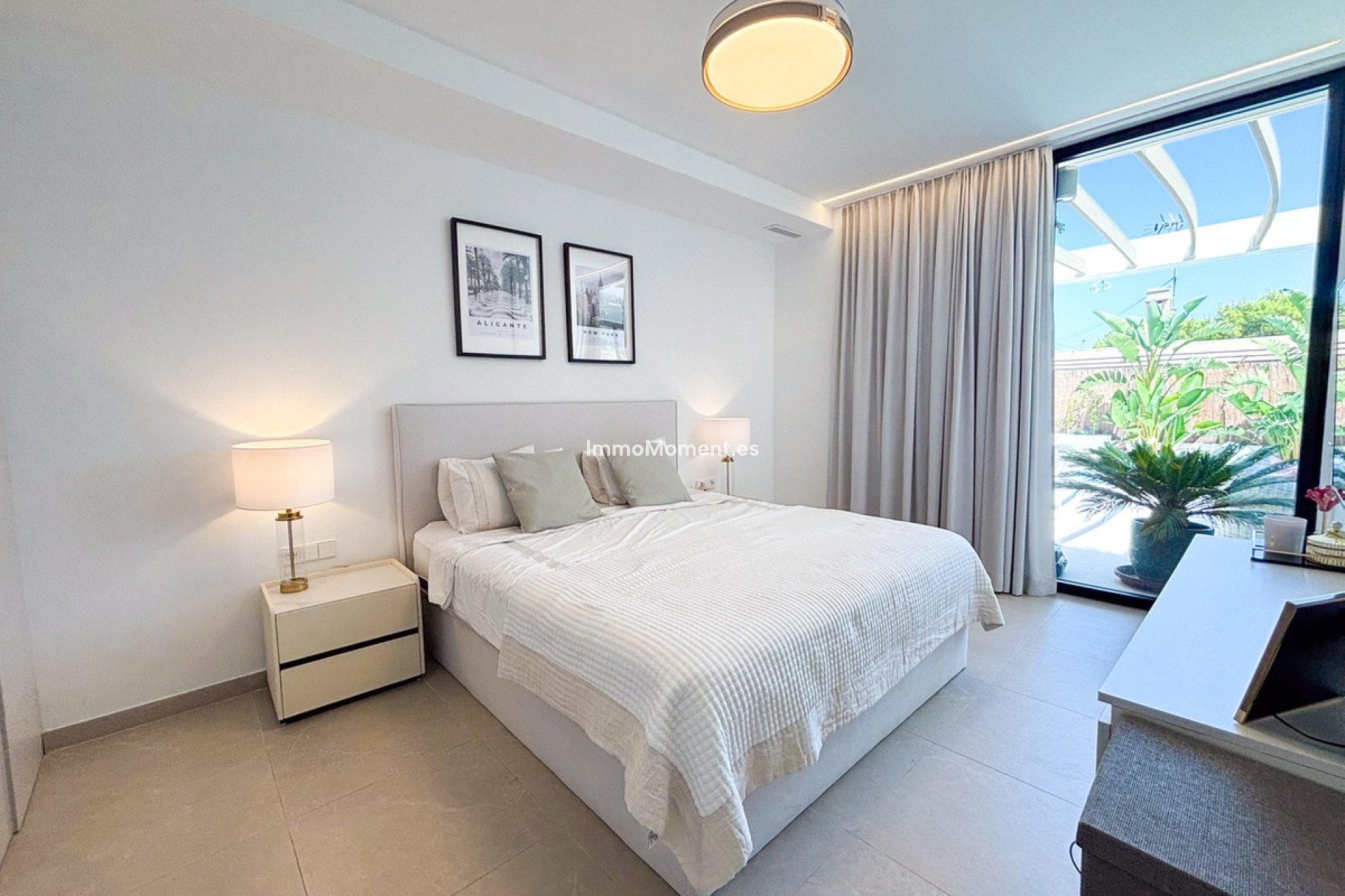 Resale - Detached villa - Orihuela Costa - Cabo roig - La Zenia